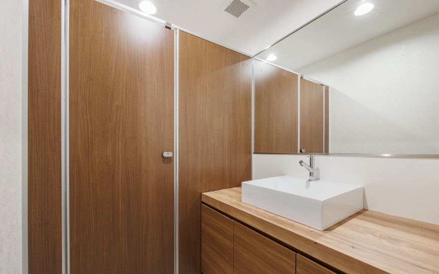 新橋駅徒歩5分！25年7月内装工事完了の新装セットアップオフィスの写真n1