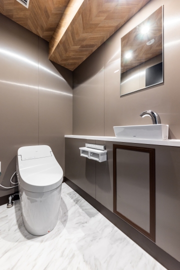 JR池袋駅徒歩圏内、モダンなデザインの内装付きセットアップオフィスの写真4