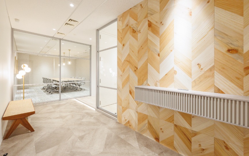 茅場町駅徒歩6分！即日入居可、会議室・ラウンジ付きのセットアップオフィスの写真3