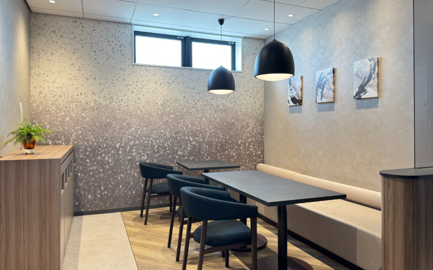 秋葉原駅徒歩1分！25年3月完成の内装・家具付き新築フルセットアップオフィスの写真7