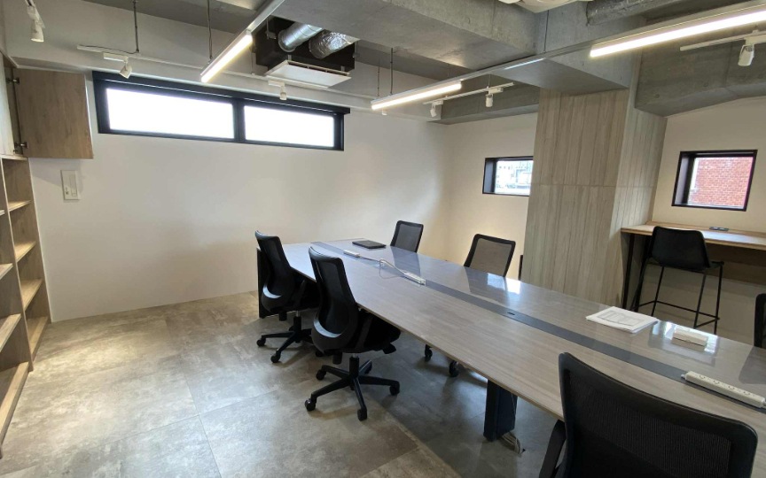 渋谷駅徒歩圏内、クリエイティブ系企業に最適な内装家具付きフルセットアップオフィスの写真5