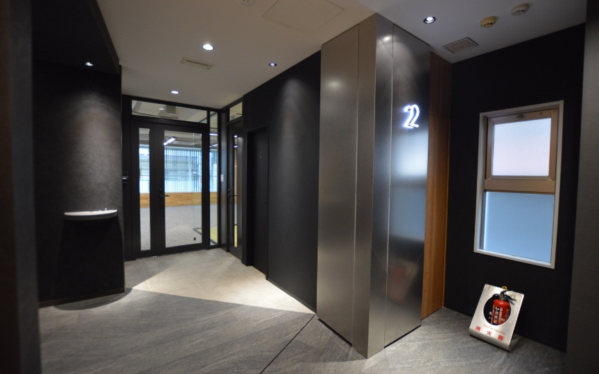 秋葉原駅徒歩9分、コミュニケーションを円滑にする内装付きセットアップオフィスの写真2