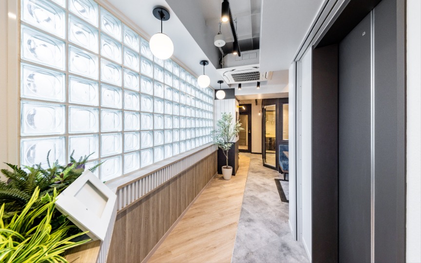 日本橋駅徒歩2分！東京駅も徒歩圏内のホテルライクな内装付きセットアップオフィスの写真2