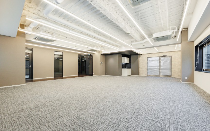 水天宮前駅徒歩3分、明るく快適な環境が魅力の内装付きセットアップオフィスの写真6