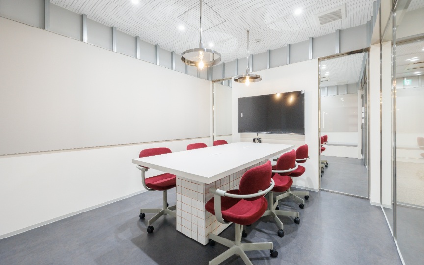 【仲介手数料不要】浜松町駅至近、会議室3室・テレカンブース5室完備のセットアップオフィスの写真10