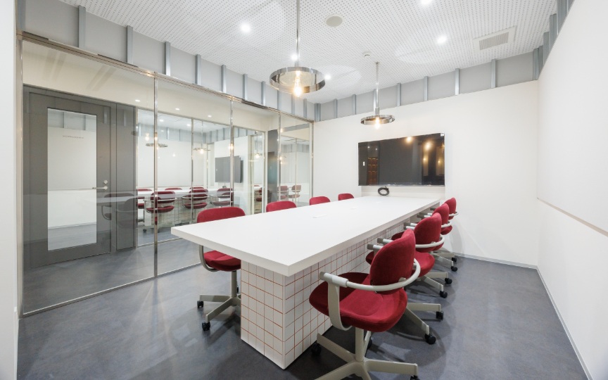 【仲介手数料不要】浜松町駅至近、会議室3室・テレカンブース5室完備のセットアップオフィスの写真9