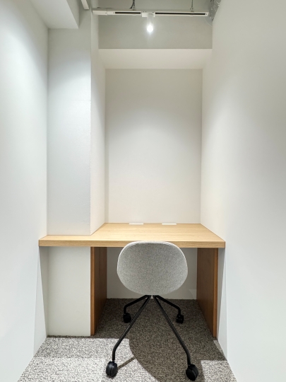 【敷金・原状回復不要】渋谷駅徒歩5分！12名規模の築浅フルセットアップオフィスの写真4