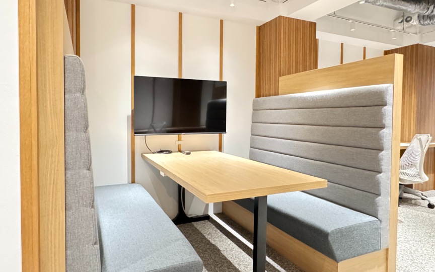 【敷金・原状回復不要】渋谷駅徒歩5分！12名規模の築浅フルセットアップオフィスの写真5