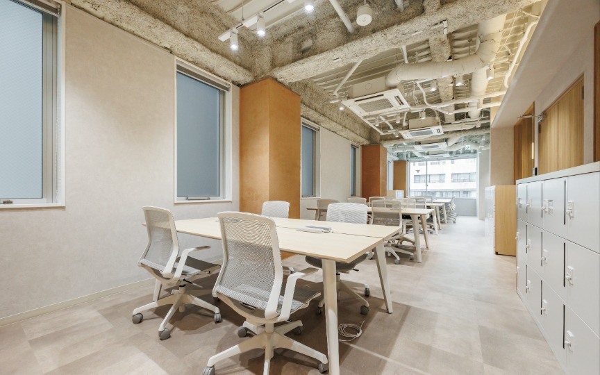 【仲介手数料無料】渋谷駅付近、敷金0／原状回復不要のWi-Fi付フルセットアップオフィスの写真3