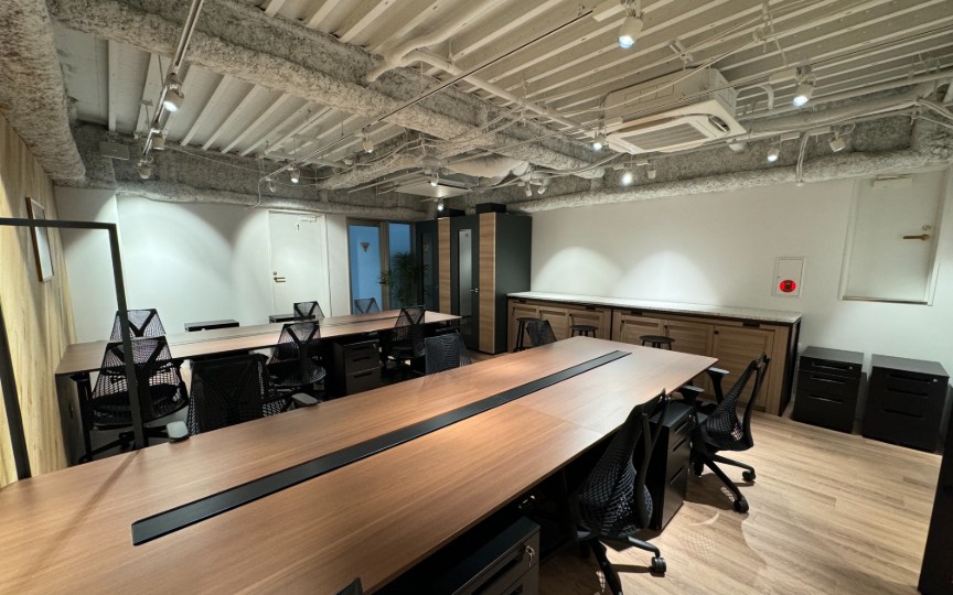 【敷金・原状回復不要】神田エリア、Wi-Fi完備の小規模向けフルセットアップオフィスの写真9