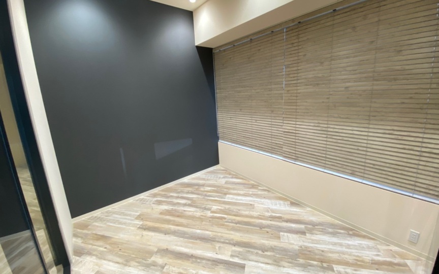 JR秋葉原駅徒歩7分！屋上テラス利用可、開放感のある内装付きのセットアップオフィスの写真5