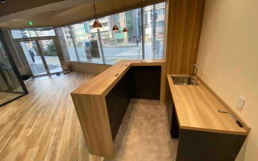 JR秋葉原駅徒歩7分！屋上テラス利用可、開放感のある内装付きのセットアップオフィスの写真6