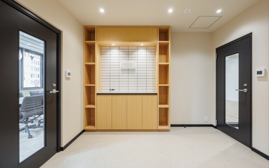 【仲介手数料不要】神保町駅徒歩1分！会議スペース充実のセットアップオフィスの写真2