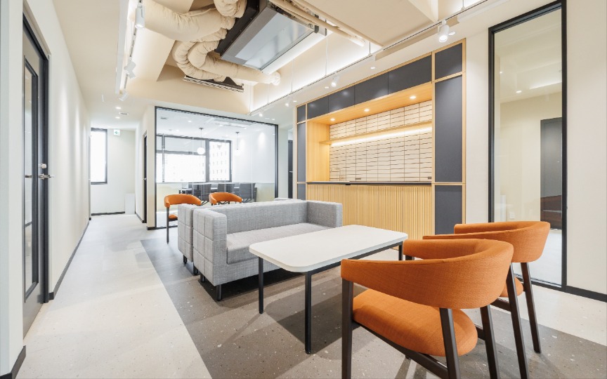 【仲介手数料不要】神保町駅徒歩1分！会議スペース充実のセットアップオフィス