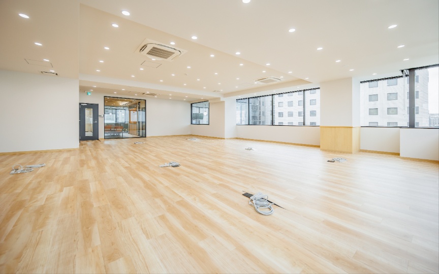 【仲介手数料不要】神保町駅徒歩1分！会議スペース充実のセットアップオフィスの写真4