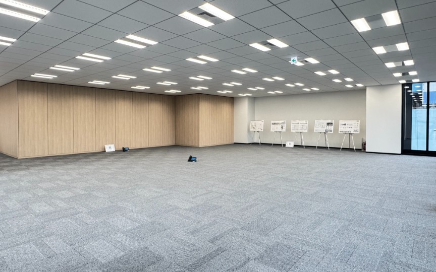 【敷金最大0】浜松町駅3分、内装付きで移転もスムーズな築浅セットアップオフィスの写真1