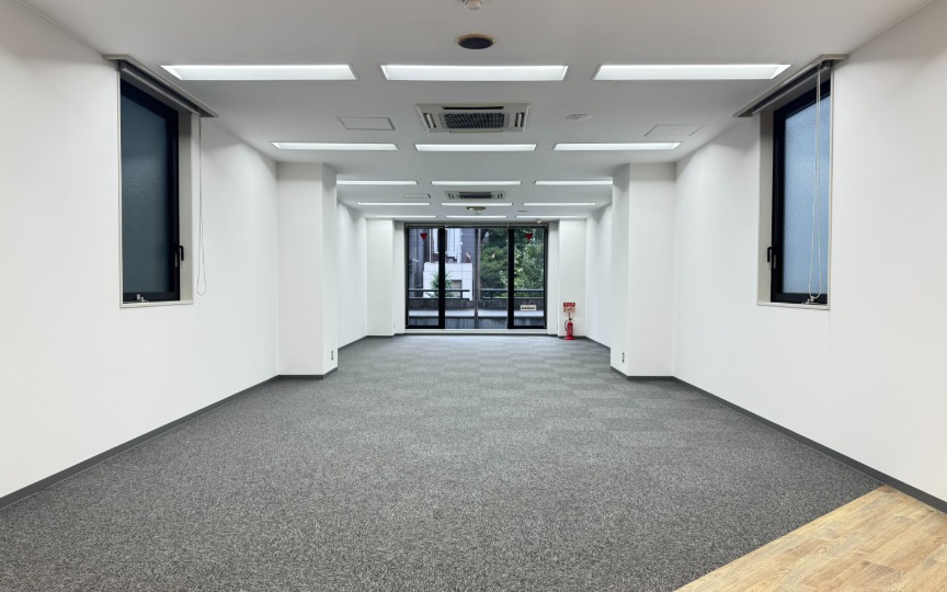 神谷町駅徒歩1分！『麻布台ヒルズ』至近、プレミアムな立地の内装付きセットアップオフィスの写真5