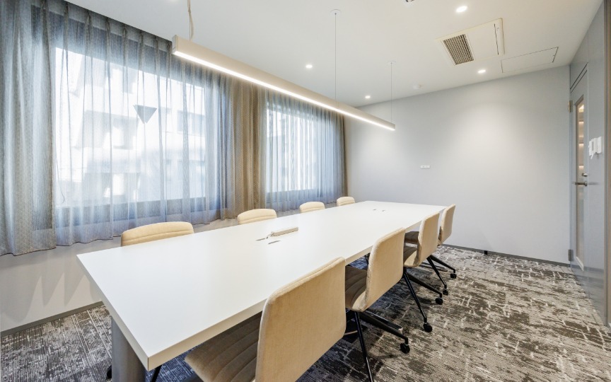 【仲介手数料不要】三田駅徒歩4分｜会議室・テレカンブース各4室完備のセットアップオフィスの写真5