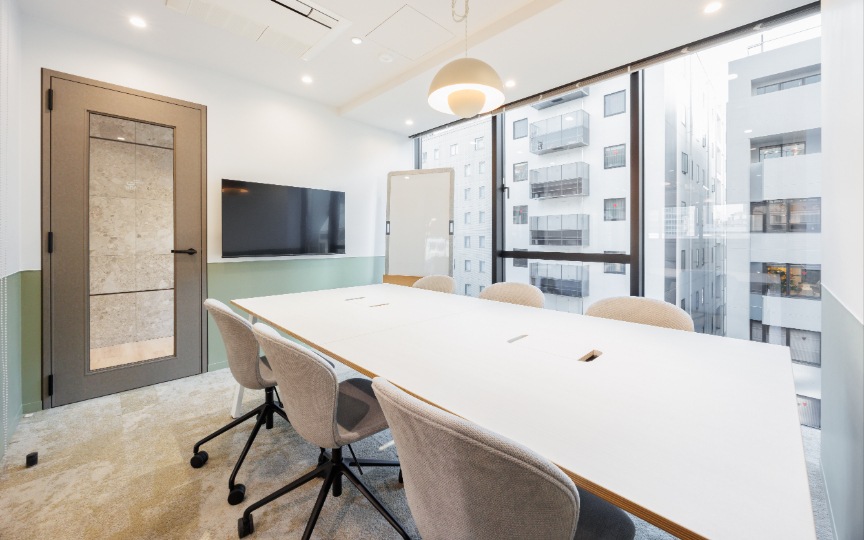 田町駅徒歩5分！原状回復不要の新築フルセットアップオフィスの写真10