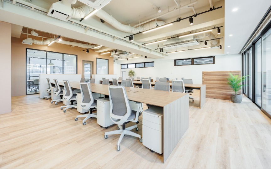 田町駅徒歩5分！原状回復不要の築浅フルセットアップオフィス