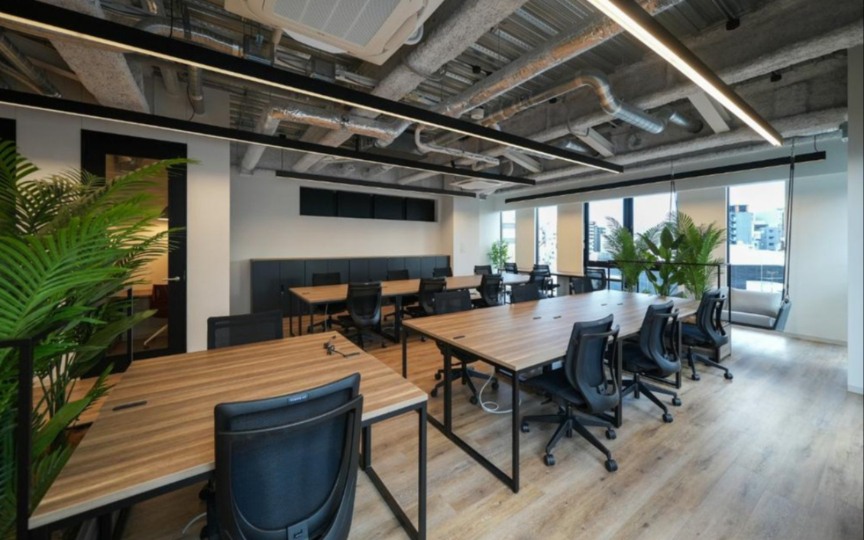 【敷金最大0・原状回復不要】秋葉原駅徒歩圏内の家具付き新築フルセットアップオフィス