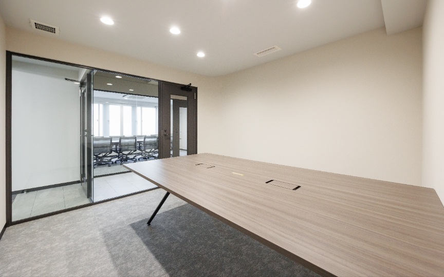 代々木駅徒歩2分！会議室3室完備の新装フルセットアップオフィスの写真9