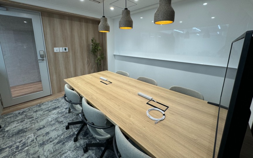 【敷金0・原状回復不要】神田駅徒歩6分｜家具・Wi-Fi完備の小規模フルセットアップオフィスの写真9