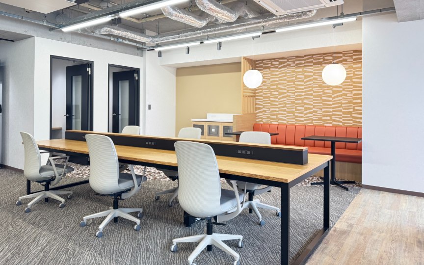 【敷金最大0】渋谷駅徒歩6分！青山通り沿い、屋上テラス付きの築浅フルセットアップオフィスの写真6