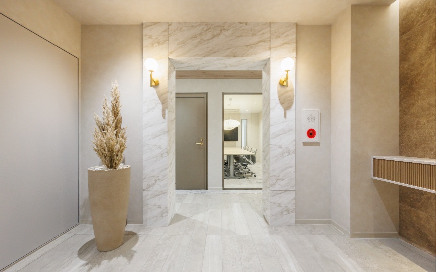 小伝馬町駅徒歩4分！2025年8月完成、内装充実の新装セットアップオフィス