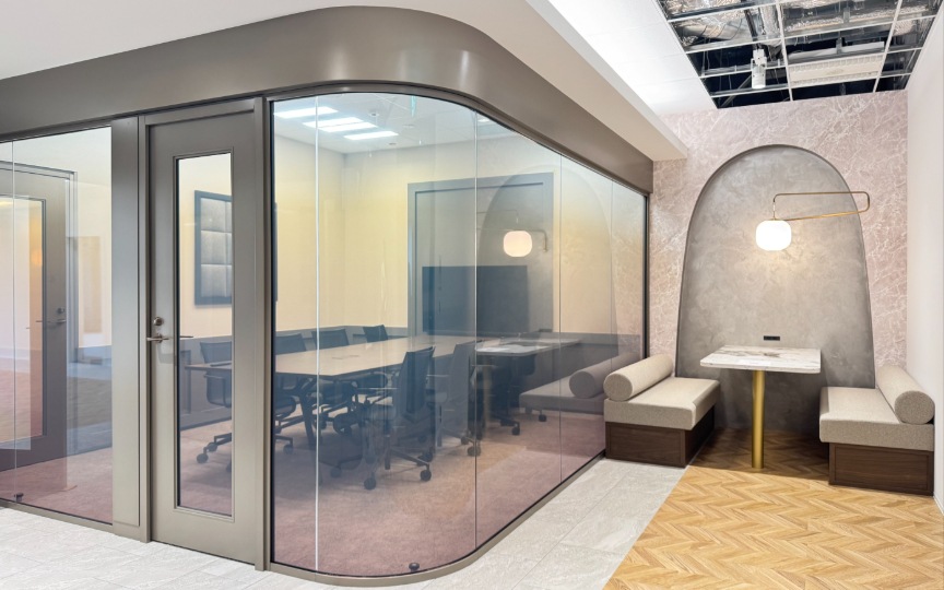 JR千駄ヶ谷駅徒歩6分、デザイン性の高い空間が魅力のセットアップオフィスの写真6