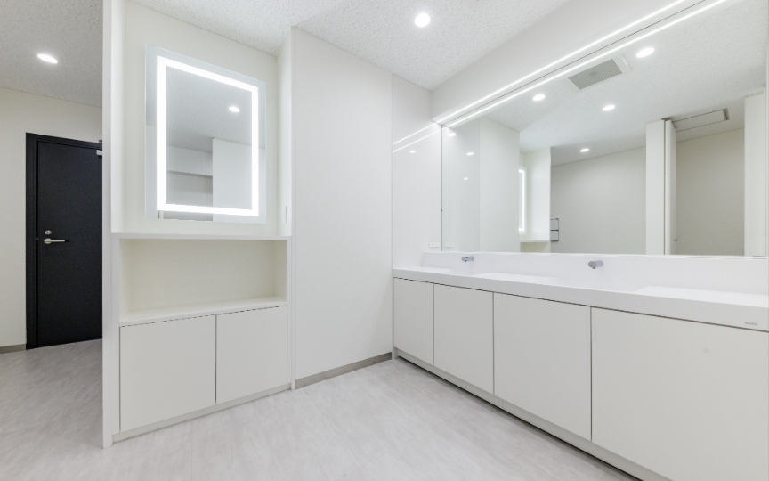 【敷金最大0】恵比寿駅徒歩7分、渋谷駅・代官山駅も徒歩圏内のシンプルモダンなセットアップオフィスの写真1