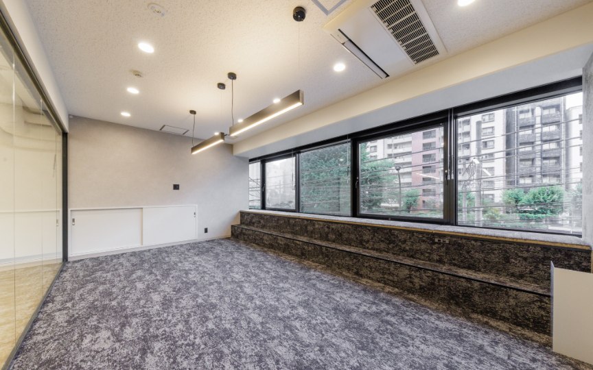 【敷金最大0】恵比寿駅徒歩7分、渋谷駅・代官山駅も徒歩圏内のシンプルモダンなセットアップオフィスの写真10