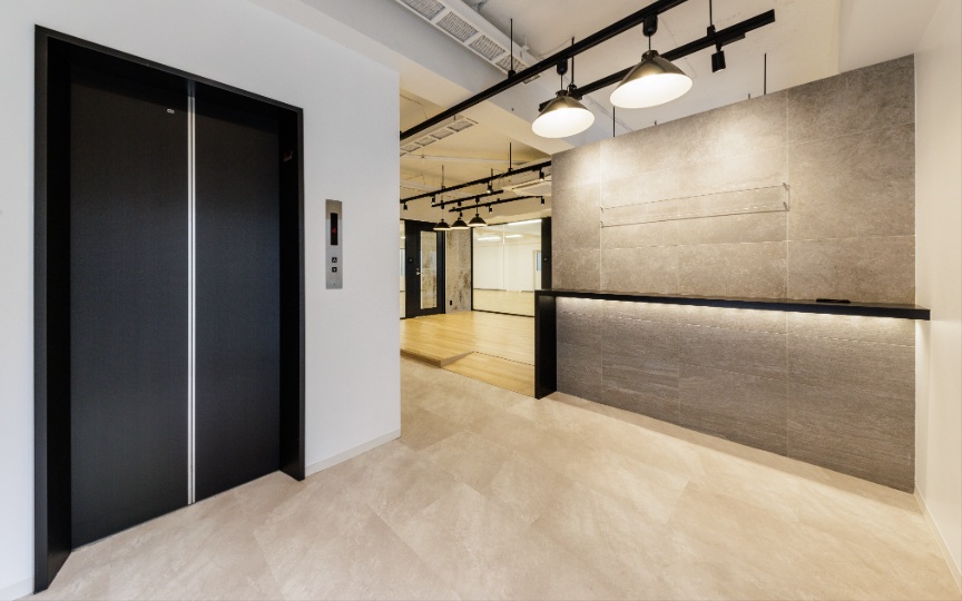 【敷金最大0】恵比寿駅徒歩7分、渋谷駅・代官山駅も徒歩圏内のシンプルモダンなセットアップオフィスの写真3