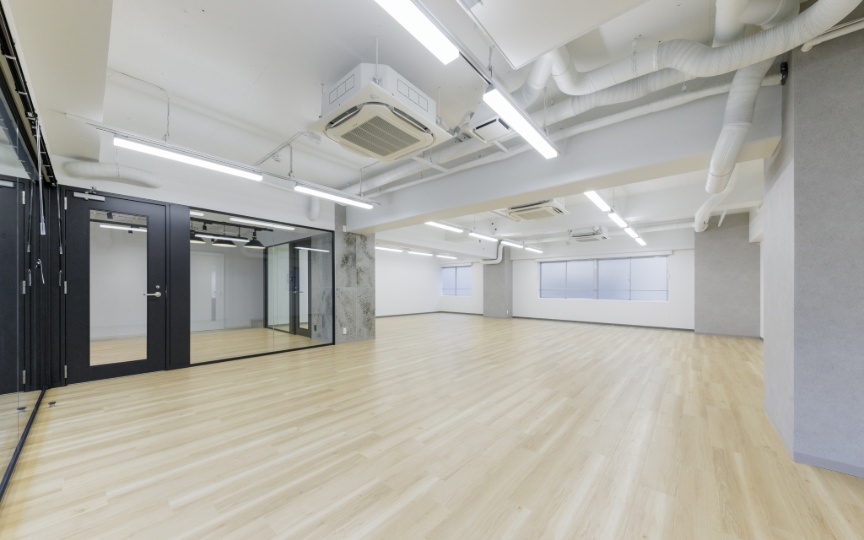 【敷金最大0】恵比寿駅徒歩7分、渋谷駅・代官山駅も徒歩圏内のシンプルモダンなセットアップオフィスの写真7