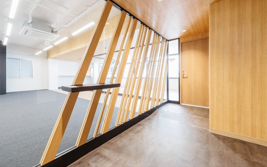 八丁堀駅徒歩2分！東京駅も徒歩圏内、「和」を感じるデザインのセットアップオフィスの写真3