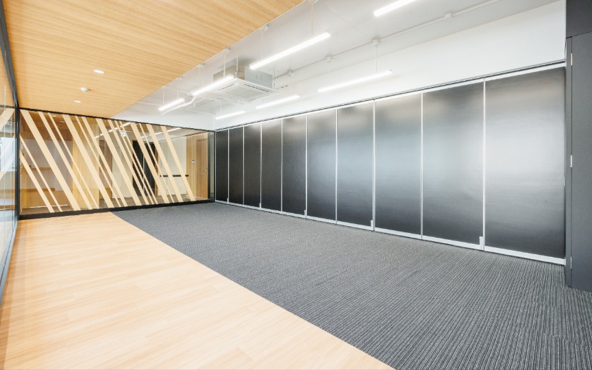 八丁堀駅徒歩2分！東京駅も徒歩圏内、「和」を感じるデザインのセットアップオフィスの写真9