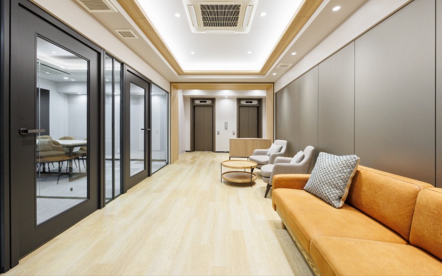 【敷金最大0・即入居可】東日本橋駅徒歩1分！明るく開放的な空間が魅力のセットアップオフィスの写真5