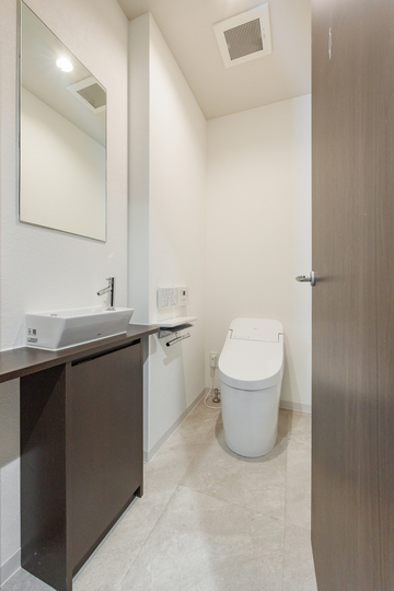 茅場町駅徒歩5分！空港利用にも便利な立地の、小規模向けフルセットアップオフィスの写真11