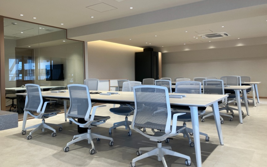 【仲介手数料0】新宿御苑前駅4分！25年9月リニューアルのフルセットアップオフィス