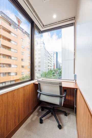 【敷金・原状回復不要】半蔵門駅徒歩2分｜ホテルライクな内装のフルセットアップオフィスの写真10