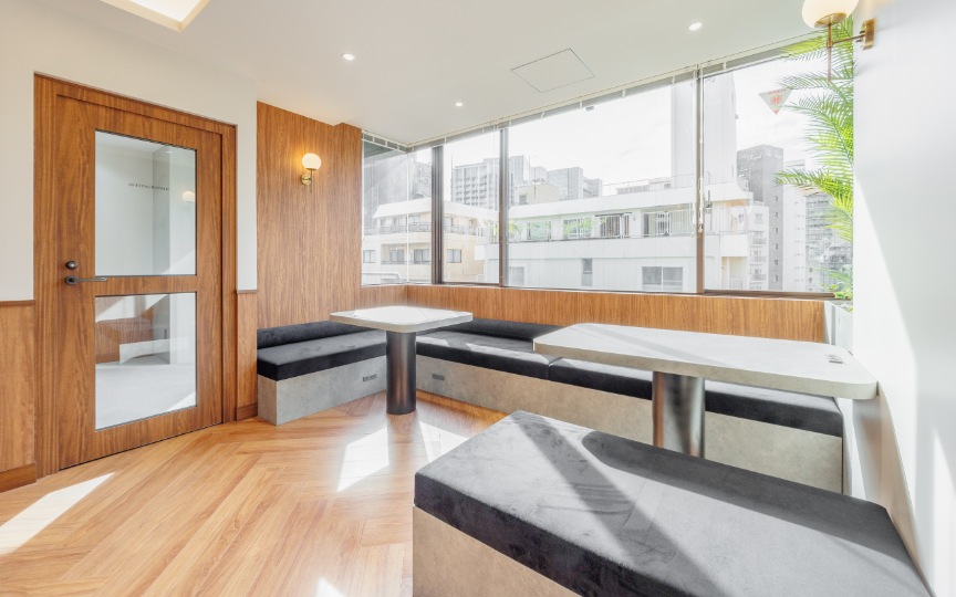 【敷金・原状回復不要】半蔵門駅徒歩2分、デザイン性と機能性を兼ね備えたフルセットアップオフィスの写真8