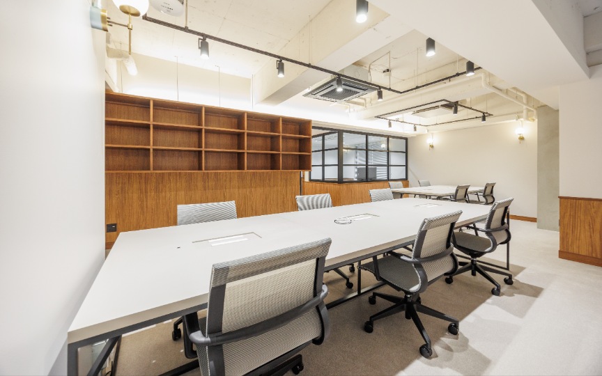 【敷金0・原状回復不要】半蔵門駅徒歩2分、Wi-Fi完備の新装フルセットアップオフィス