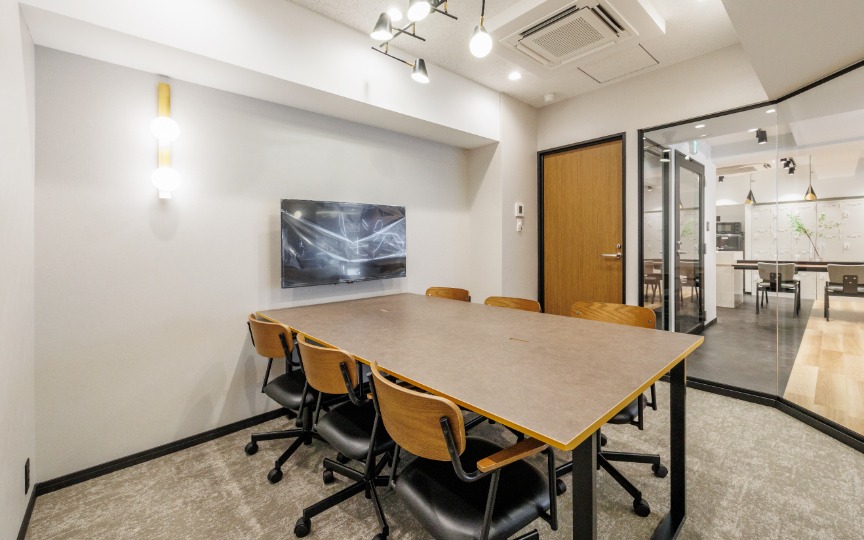 【敷金・原状回復不要】西新宿駅徒歩5分、デザイン性と機能性を兼ね備えたフルセットアップオフィスの写真11