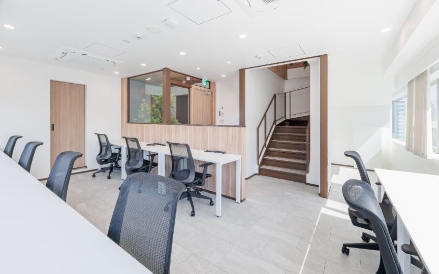 【原状回復不要】五反田駅徒歩5分！眺望にも優れた、希少なメゾネット型フルセットアップオフィス