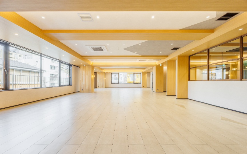 【仲介手数料不要】飯田橋駅付近、専用ラウンジ・会議室3室完備のセットアップオフィスの写真1