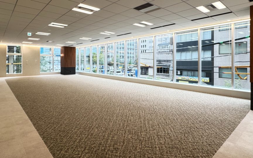 御成門徒歩4分、東京タワーを望むルーフトップ付き築浅セットアップオフィスの写真9