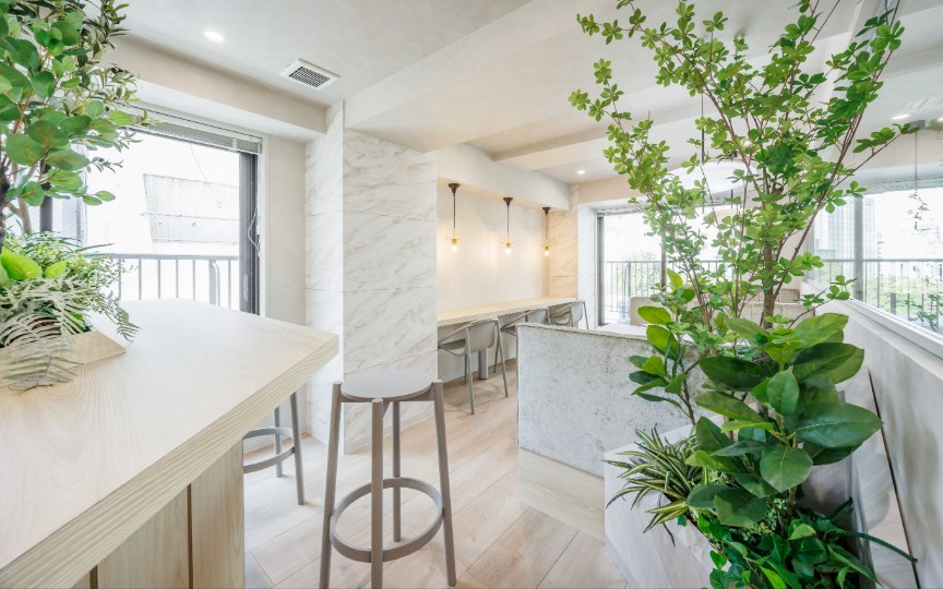 【仲介手数料0】御茶ノ水駅徒歩6分、内装・什器付きフルセットアップオフィスの写真5