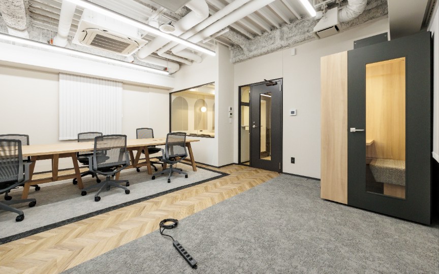 【敷金0・原状回復不要】浜松町駅徒歩3分！内装・家具・Wi-Fi完備のフルセットアップオフィス