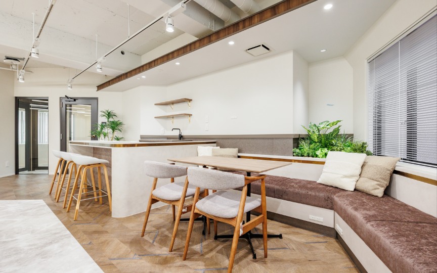 【敷金0・原状回復不要】大塚駅徒歩5分！Wi-Fi完備、モダンなデザインのフルセットアップオフィスの写真1