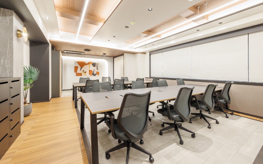 【敷金0・原状回復不要】新宿駅徒歩圏内！Wi-Fi完備のモダンなフルセットアップオフィスの写真2